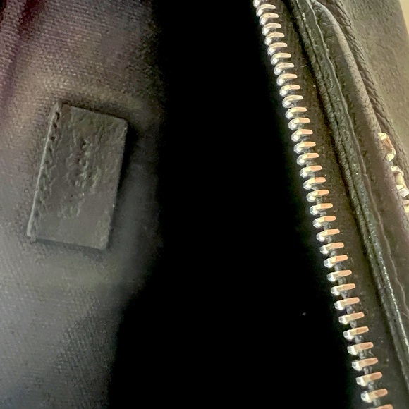 Givenchy pouch. Black leather with silver hardware. - Picture 4 of 5